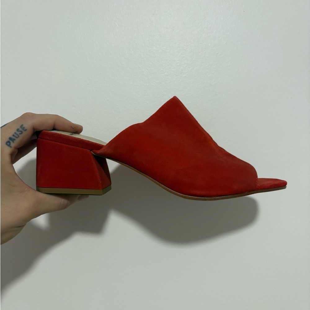 Vagabond Shoemakers “Tangerine” Suede Leather Elana Mules, size 41, $150
